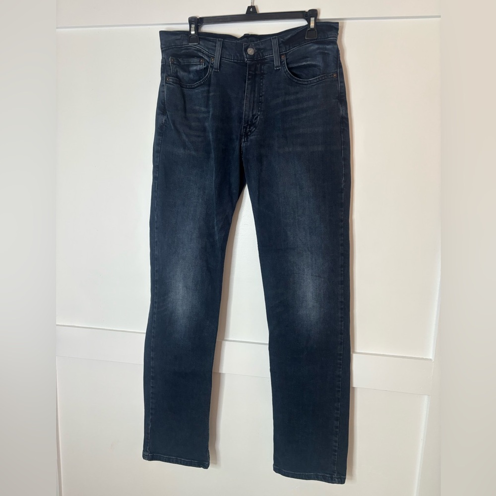 Levi's Dark Blue Straight Jeans for Men 32x34 in great condition